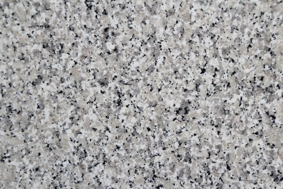 Model D001 — Dupli spomenici